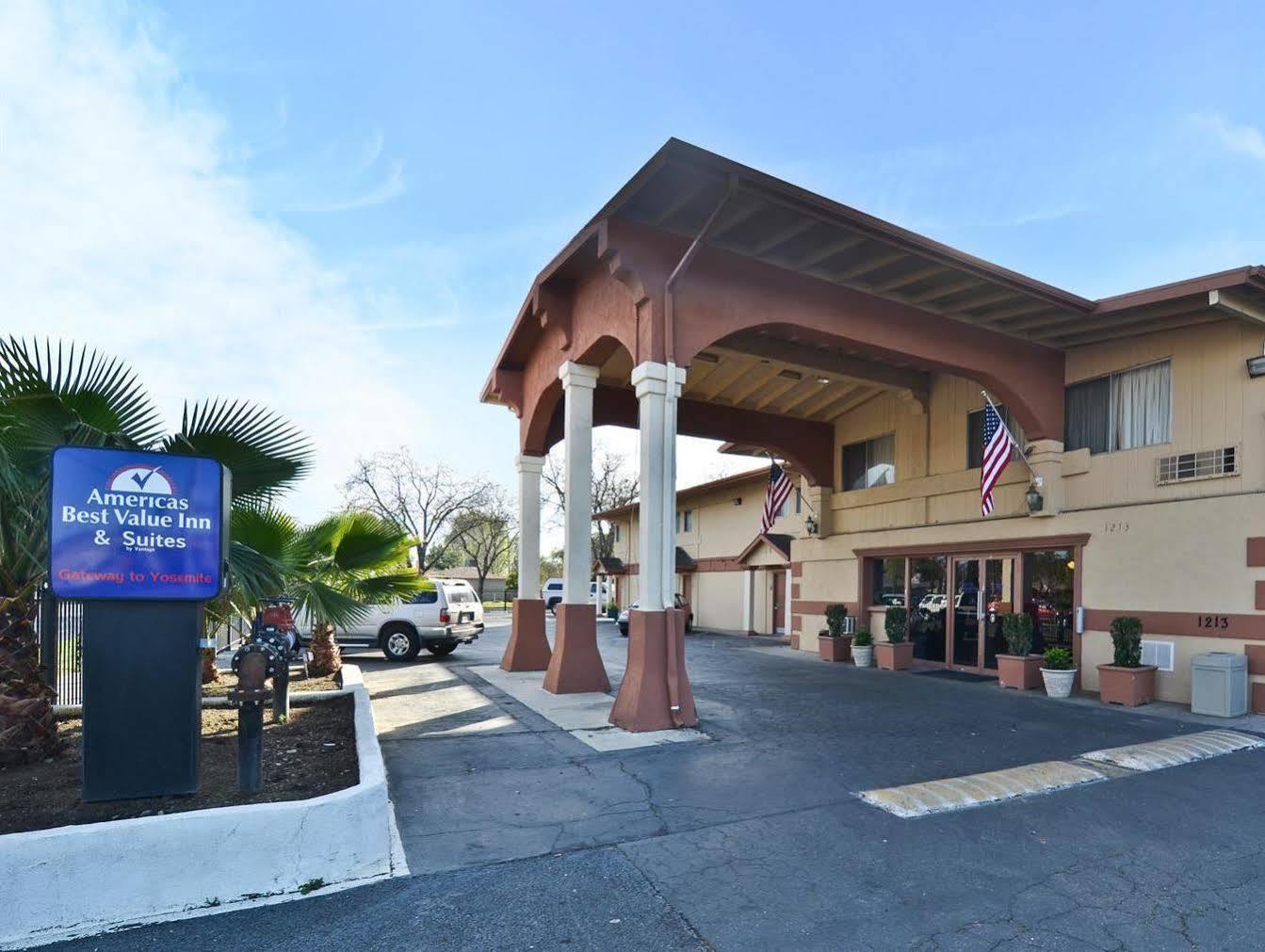 Quality Inn Merced Exterior photo