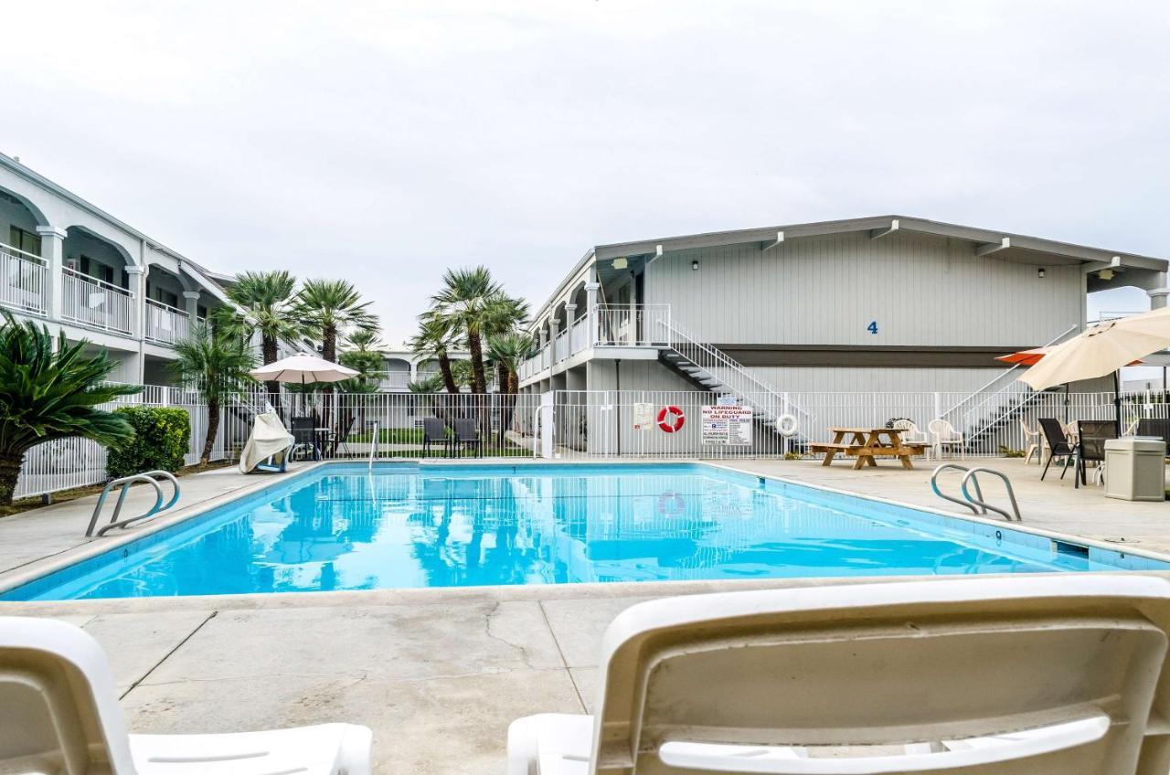 Quality Inn Merced Exterior photo